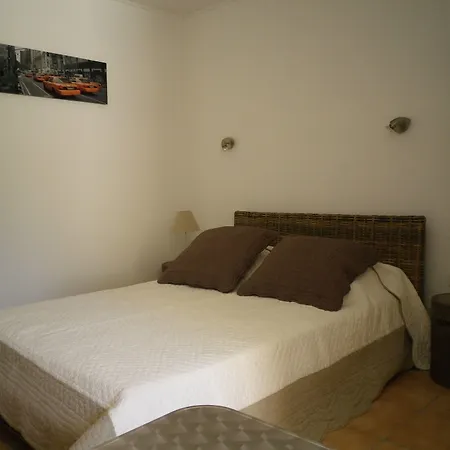 D'hotes Alize Bed & Breakfast