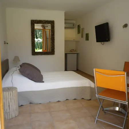 D'hotes Alize Bed & Breakfast Grimaud