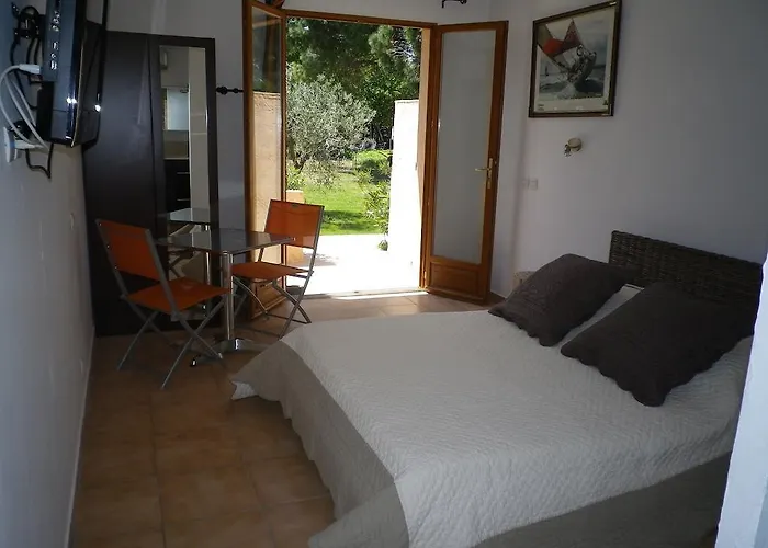 D'hotes Alize Grimaud